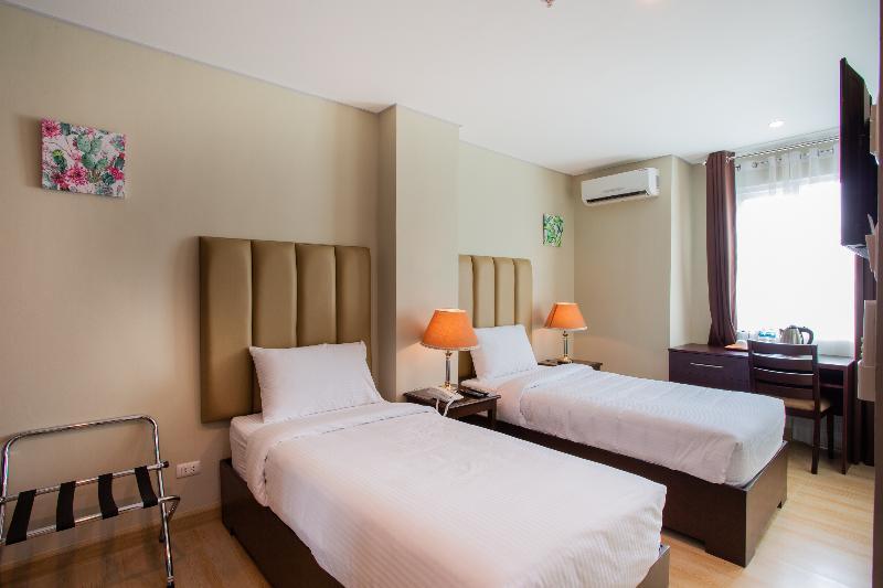 Asrodel Hotel Redpartner Davao Ngoại thất bức ảnh